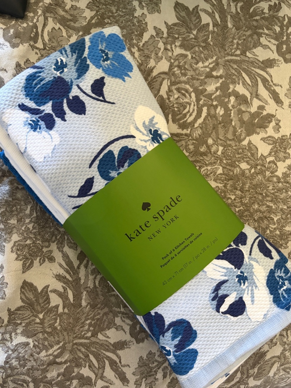 Kate Spade Blue+White Kitchen Towel Set (6)